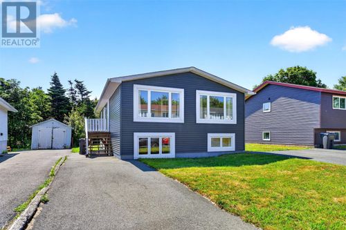 16 Harnum Cres, Mount Pearl, NL, A1N2H4 | Card Image