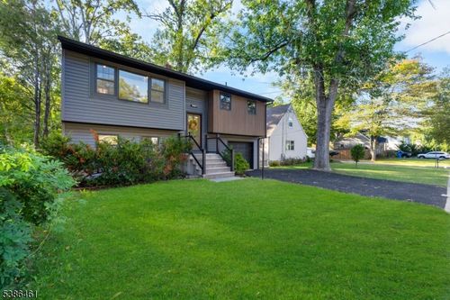 91 Amherst Ave, Colonia, NJ, 07067-2018 | Card Image