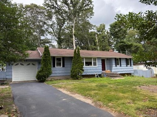 97 Echo Ave, Miller Place, NY, 11764-2205 | Card Image