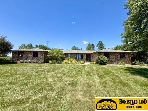 56945 712th Rd, Fairbury, NE, 68352-4516 | Card Image