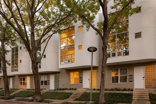 3344 Miro Pl, Dallas, TX, 75204-7526 | Card Image