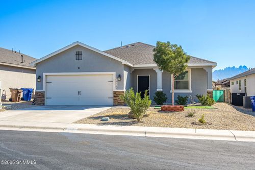 3936 Pennsylvania Pl, Las Cruces, NM, 88012-0814 | Card Image
