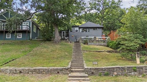 205 Lake Of The Frst, Bonner Springs, KS, 66012-9548 | Card Image