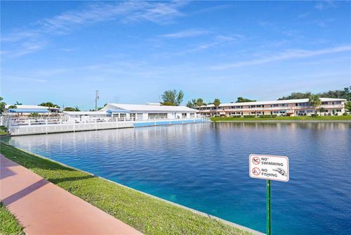 apt-17e-1000 11th Ave, Hallandale Beach, FL, 33009-6727 | Card Image
