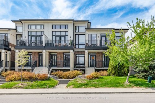 113 Poplin St, Manotick, ON, K4M0G7 | Card Image