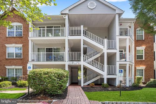 75 Chambord Ct, Hamilton, NJ, 08619-4707 | Card Image