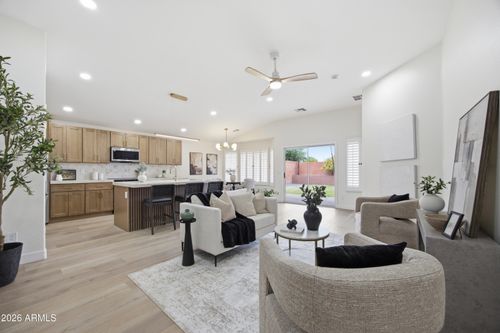 17221 N 27th Pl, Phoenix, AZ, 85032-2468 | Card Image