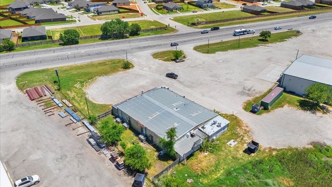 Aerial perspective of suburban area | Image 36