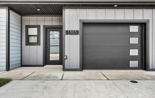 1303 Jonathan Wade Pvt Cir, Clarksville, TN, 37043-4118 | Card Image