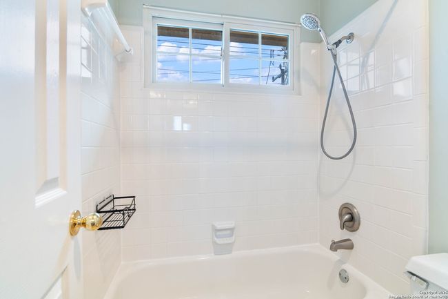 1202 Reawick Dr, House other with 4 bedrooms, 3 bathrooms and null parking in San Antonio TX | Image 22