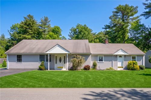 35 Leuba Rd, Coventry, RI, 02816-8531 | Card Image