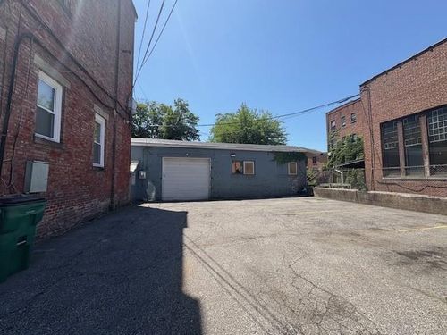 218 Main St, Poughkeepsie, NY, 12601-3030 | Card Image