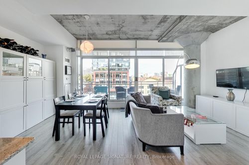 610-66 Portland St, Toronto, ON, M5V2M6 | Card Image