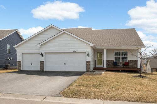 18184 Hartlin Ave, Lakeville, MN, 55044-4861 | Card Image