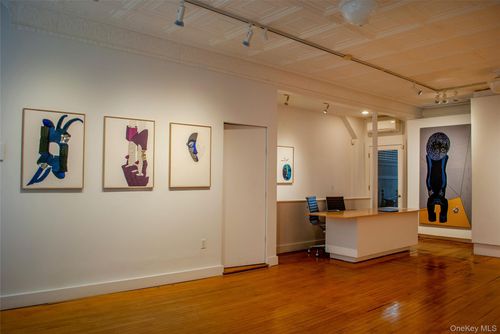 362 1/2 Warren St, Hudson, NY, 12534-2362 | Card Image