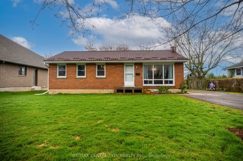 194 Centennial Avenue, Central Elgin, ON, N5R5B2 | Card Image