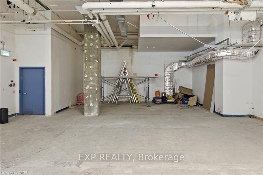 Commercial Lease in Kitchener 5