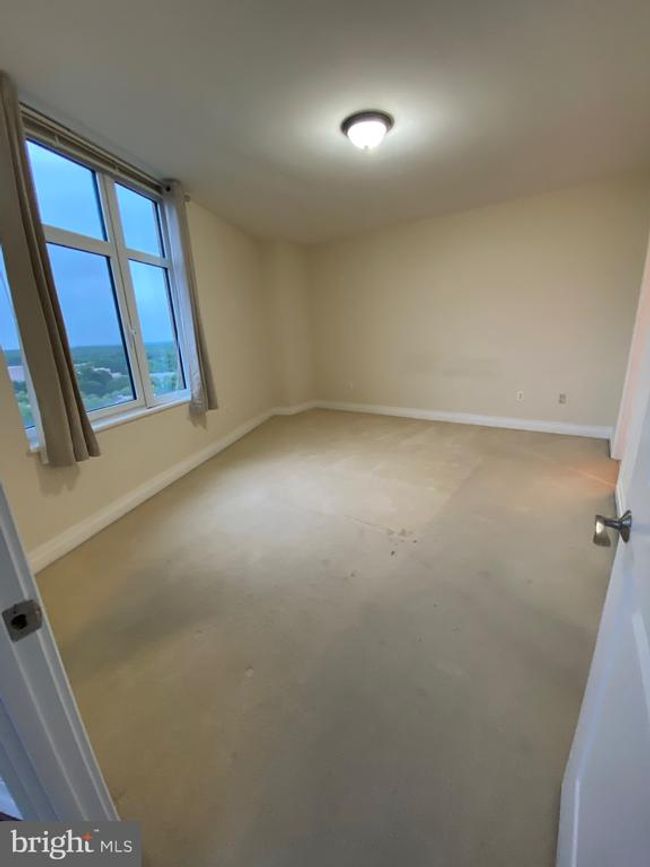 APT-1017 - 8220 Crestwood Heights Dr, Condo with 2 bedrooms, 2 bathrooms and null parking in MCLEAN VA | Image 51