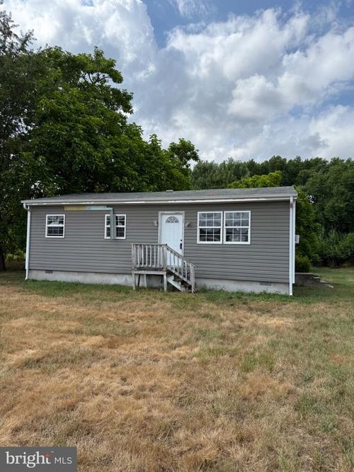 4293 Willow Grove Rd, CAMDEN WYOMING, DE, 19934-3153 | Card Image