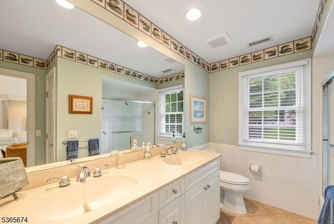 304 Briarwood Dr, House other with 3 bedrooms, 3 bathrooms and null parking in Wyckoff NJ | Image 33