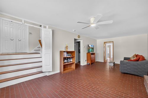 49 Oakridge Rd, North Salem, NY, 10560-2704 | Card Image