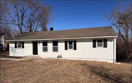 3812 E 93rd St, Kansas City, MO, 64132-2829 | Card Image