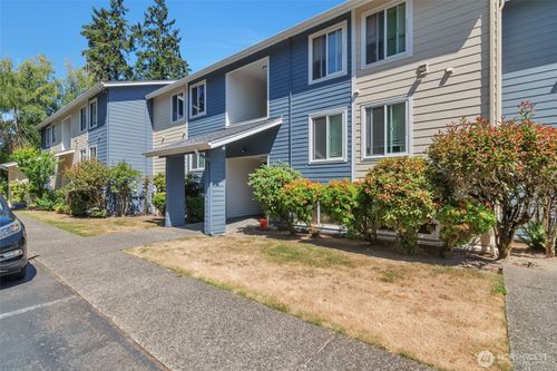 b104-4183 W Lake Sammamish Pkwy Se, Bellevue, WA, 98008-6516 | Card Image