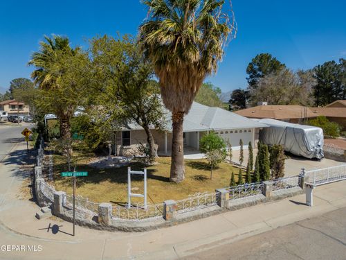 140 Torrey Pines Dr, Santa Teresa, NM, 88008-9619 | Card Image