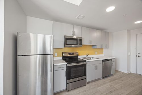 118-56 Prospect St, Yonkers, NY, 10701-3523 | Card Image