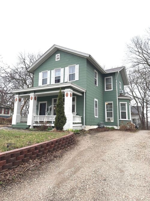 2004 E 13th St, Davenport, IA, 52803-3856 | Card Image