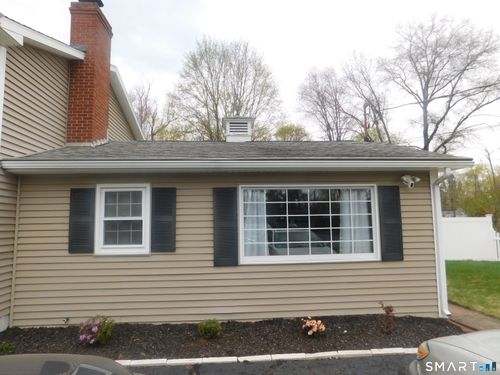 5 Larson Dr, North Haven, CT, 06473-1835 | Card Image