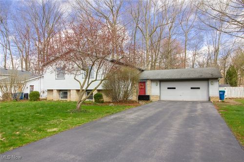 1159 Timbercrest St, Youngstown, OH, 44505-1263 | Card Image
