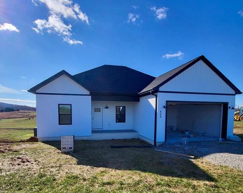 809 Okalona Rd, Rickman, TN, 38580-1946 | Card Image