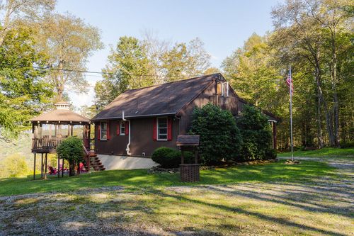 4523 Cherry Springs Rd, Coudersport, PA, 16915-9415 | Card Image