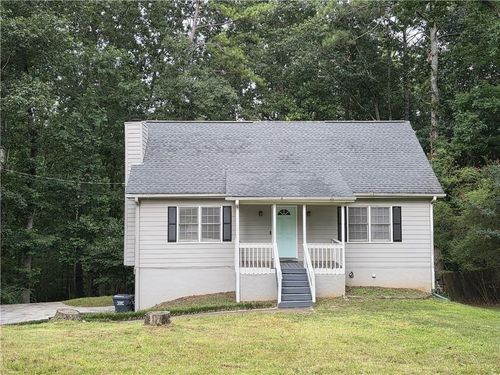 3973 Woodland Cir Se, Conyers, GA, 30013-3056 | Card Image