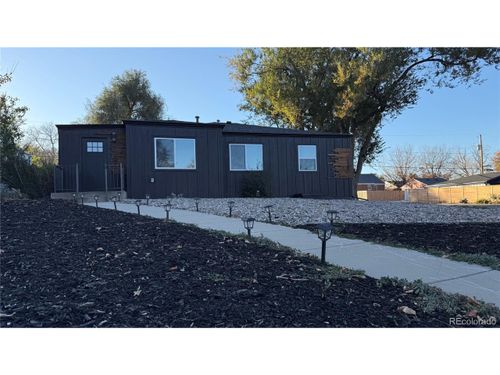 1285 Roslyn St, Denver, CO, 80220-3143 | Card Image