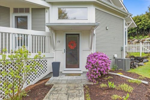 73 Park Rd, South Burlington, VT, 05403-4404 | Card Image