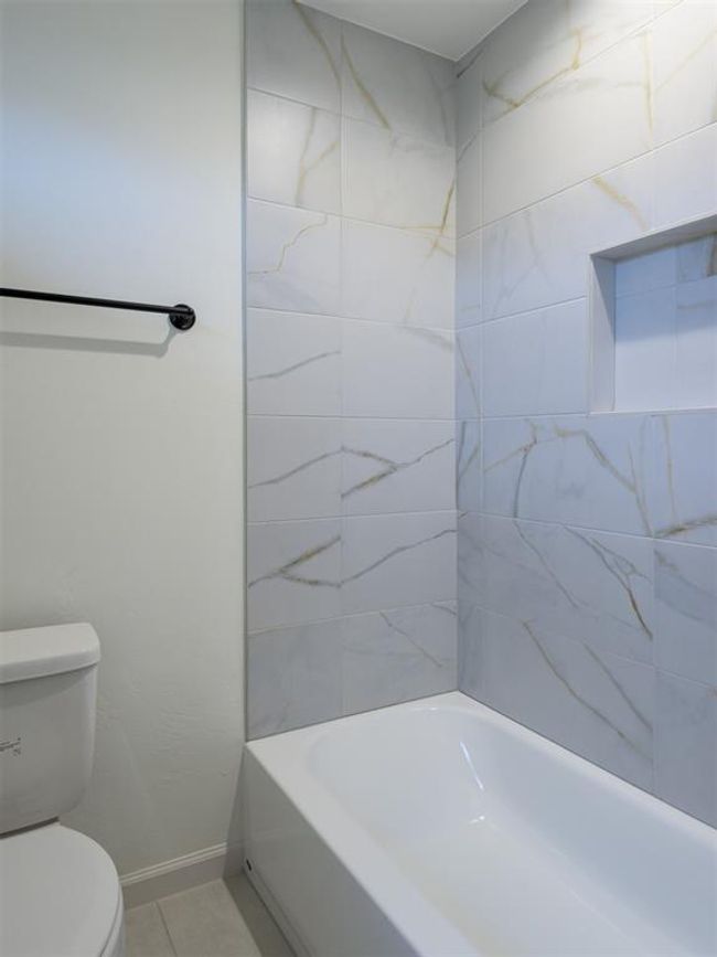 12129 Sw 45 Th Ter, House other with 4 bedrooms, 2 bathrooms and null parking in Mustang OK | Image 33