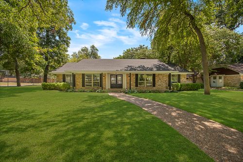 1049 Forest Grove Dr, Dallas, TX, 75218-2335 | Card Image