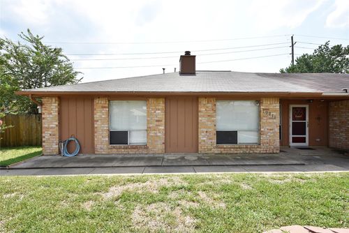 19211 Lazy Valley Dr, Katy, TX, 77449-3911 | Card Image