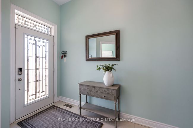 3 Melrose Dr, House other with 4 bedrooms, 5 bathrooms and 4 parking in Millbrook ON | Image 4