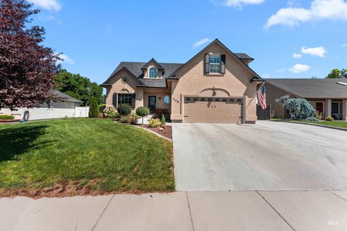 238 Walnut Creek Way, Nampa, ID, 83686-8152 | Card Image