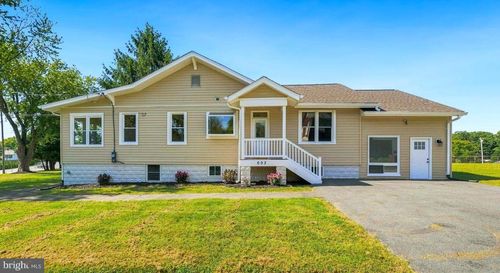 692 Ridge Rd, MOUNT AIRY, MD, 21771-3914 | Card Image