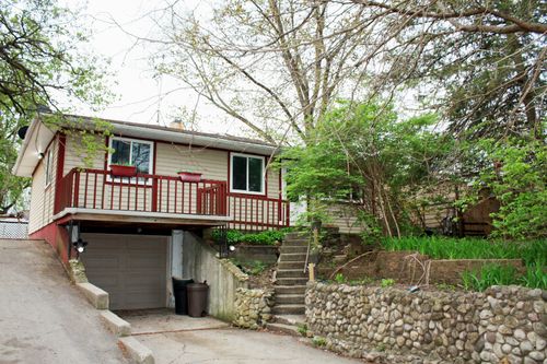 115 Kings Rd, Carpentersville, IL, 60110-1417 | Card Image