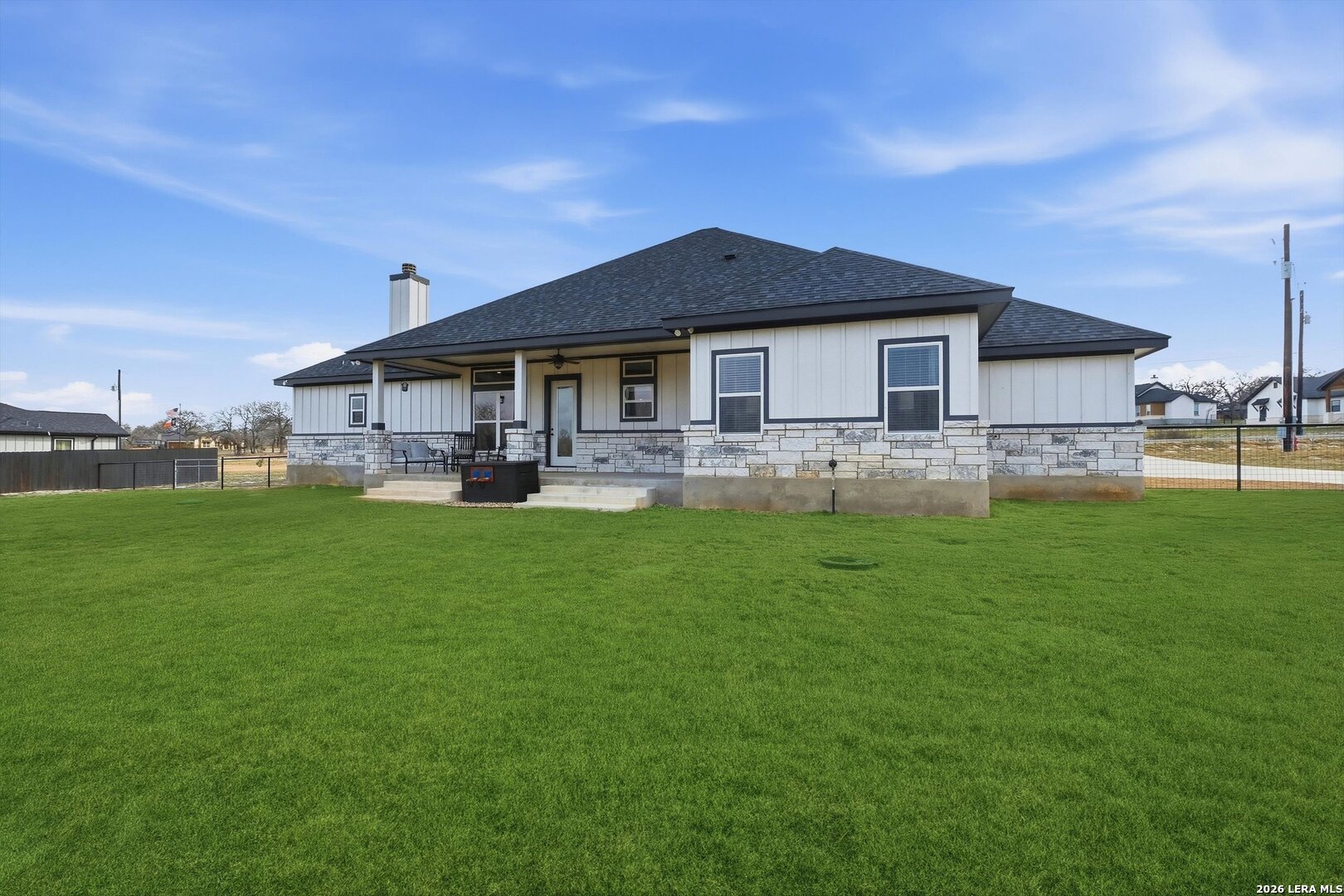 Residential in La Vernia 3