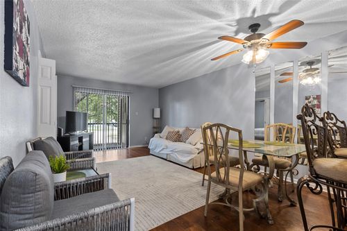 apt-622-10110 Forum West Dr, Houston, TX, 77036-8343 | Card Image