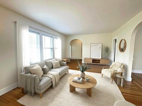 58-58 Rangeley Rd, Newton, MA, 02465-1646 | Card Image