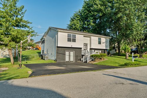 1108 Palisades Dr, Frankfort, KY, 40601 | Card Image