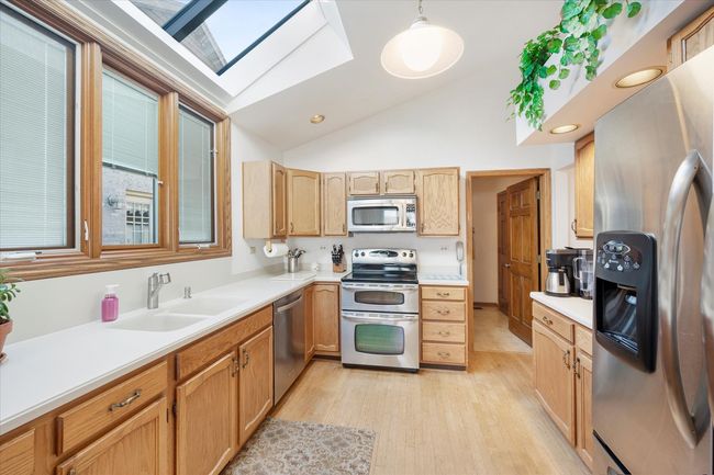 1144 W Trinity Dr, House other with 3 bedrooms, 4 bathrooms and 2 parking in ADDISON IL | Image 13
