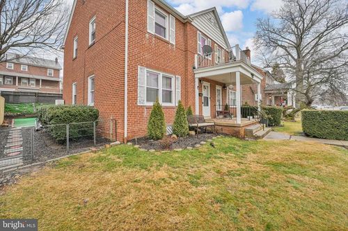 1425 N 13th St, READING, PA, 19604-1834 | Card Image